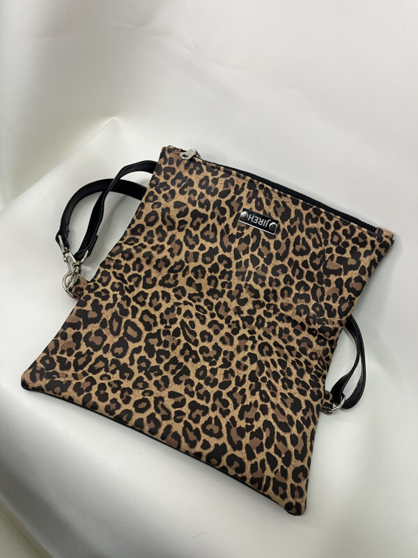 Savage - Print