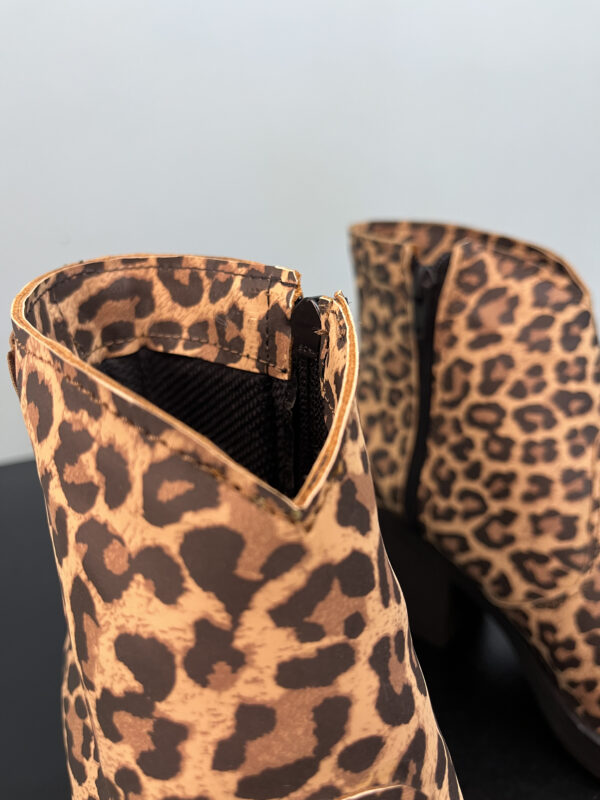 Sava - Animal Print